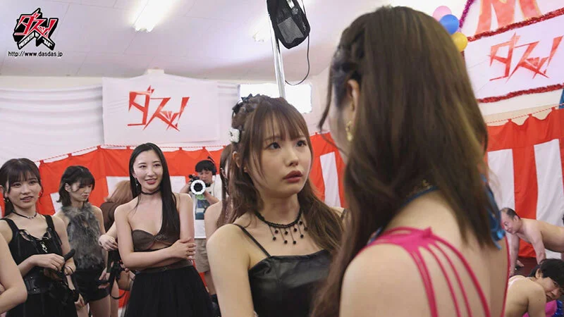 ichika-matsumoto-stare-down